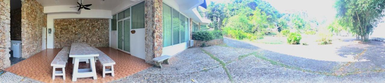 Baan Rug Nam Sai Villa Klaeng Exterior photo